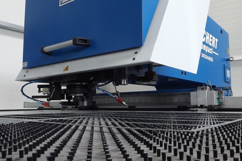 Laserschneidmaschine